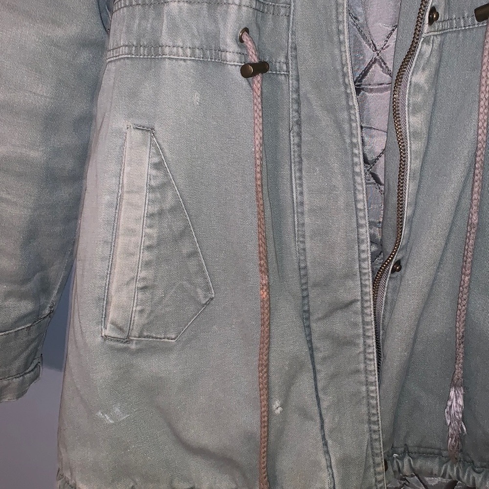 American rag jacket. Sized small. Army green. - Picture 2 of 8